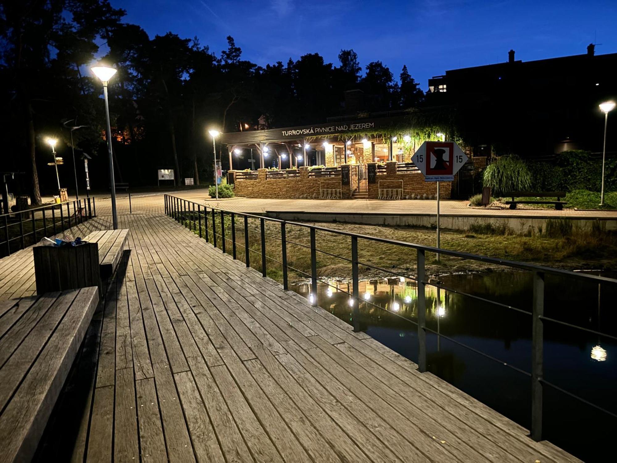 Jezerni Apartman S Terasou A Saunou V Lakepark Residence Doksy  Exteriör bild